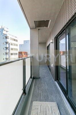 バルコニー　※同じ間取の別のお部屋の写真です。