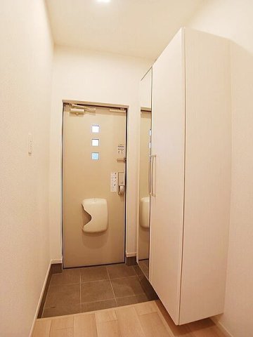玄関　シンプルで使いやすい玄関です