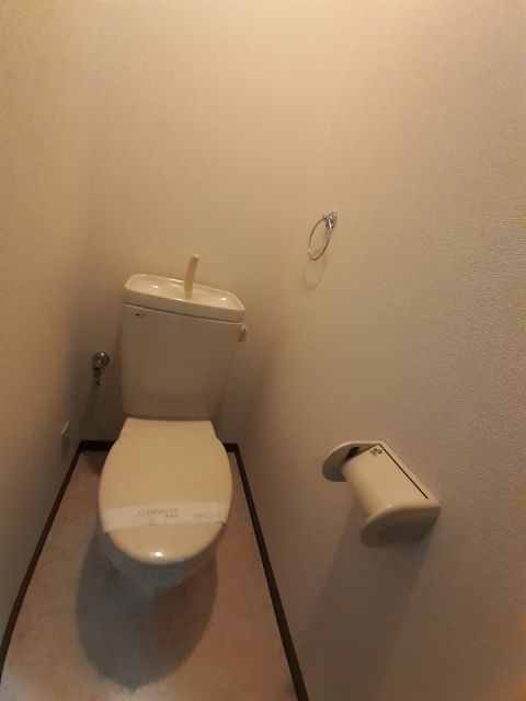 サンプリムローズ・IIのトイレ写真