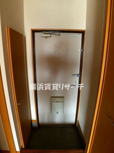 アンプルールフェールWadaの玄関写真