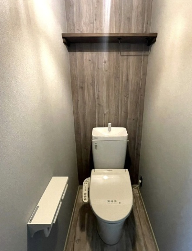 西武池袋線 小手指駅 徒歩15分 2階建 築41年のトイレ写真