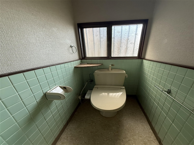 彦島塩浜町2丁目U貸家のトイレ写真