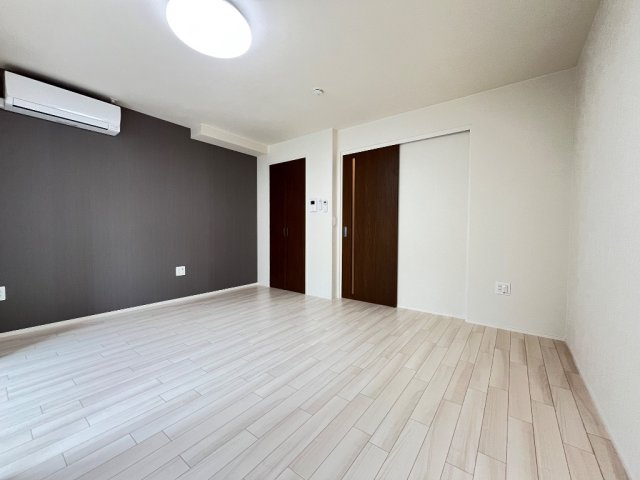 R・Nコーポの居間写真