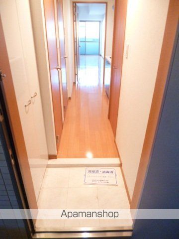 スカイコート板橋五番館の玄関写真
