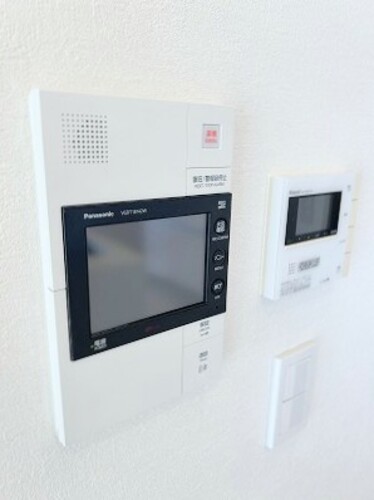 セキュリティ　テレビモニタ付きインターホン　※2026年9月撮影