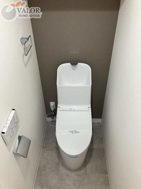 京急本線 京急川崎駅 徒歩7分 9階建 築4年のトイレ写真