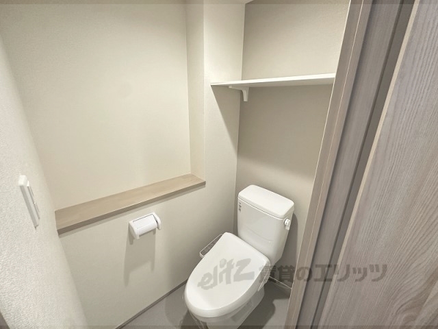 ハーモニーテラス西院四条畑町のトイレ写真