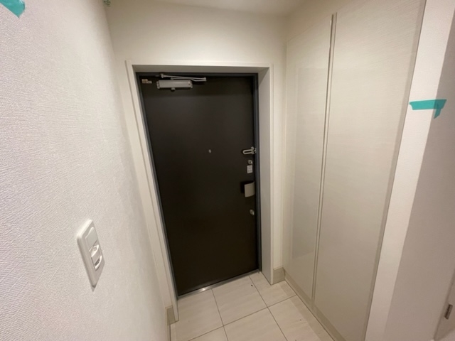 玄関　弊社は都内全域の物件をご紹介可能です！