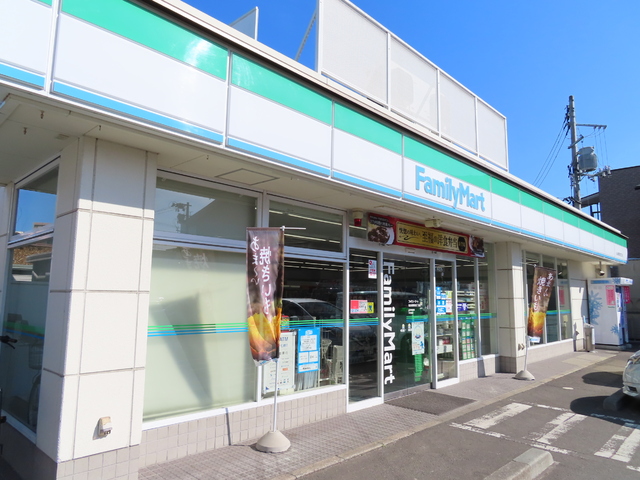 コンビニ　ファミリーマート　仙台萩野町四丁目店（コンビニ）まで187m