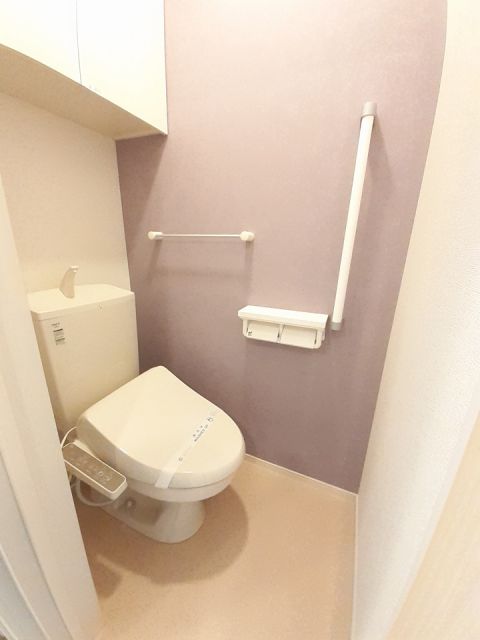 シンフォニーのトイレ写真