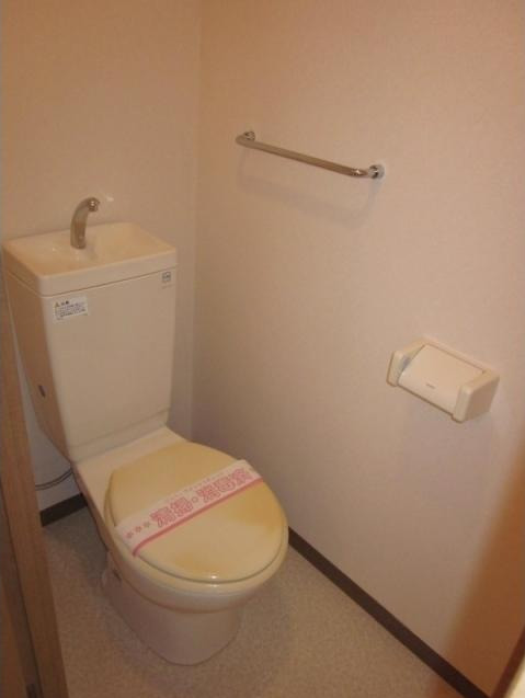 東京メトロ東西線 茅場町駅 徒歩5分 10階建 築25年のトイレ写真
