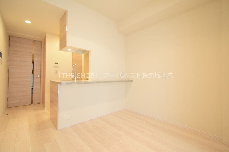 その他部屋・スペース　床暖房つき