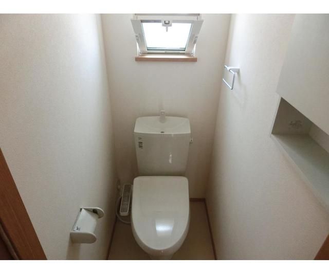 メゾン烏山のトイレ写真
