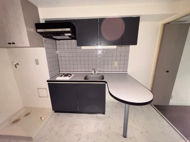 キッチン　※別号室のお写真です。