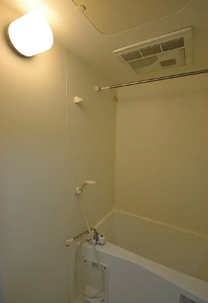 バス・シャワールーム　別部屋の画像を使用しております。