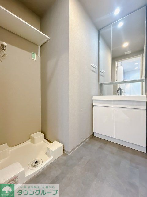 洗面設備　※写真は同タイプ住戸です。