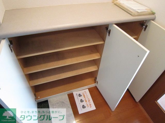玄関　シューズボックス