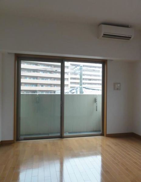 居室・リビング　※別部屋参考写真
