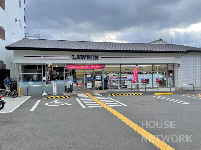 コンビニ　ローソン　伏見京町二丁目店（コンビニ）まで82m