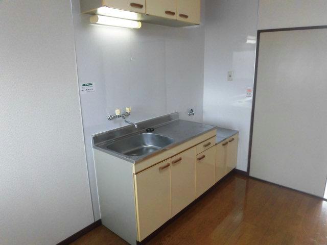 キッチン　※別室参考写真