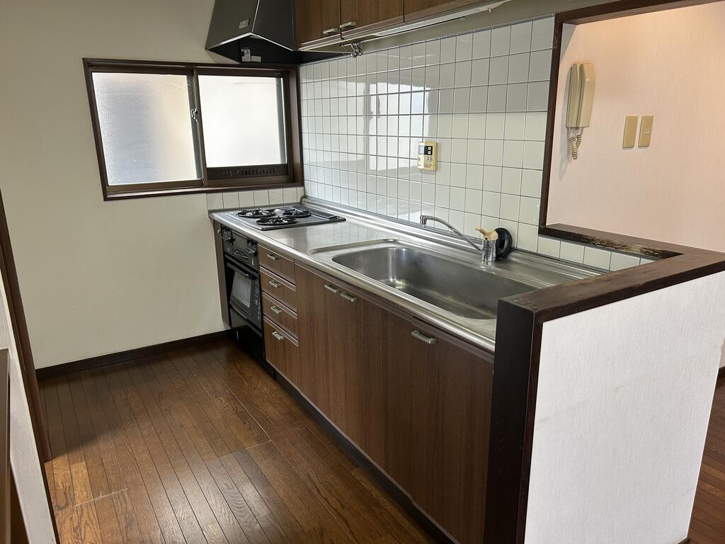 岡田貸家のキッチン写真