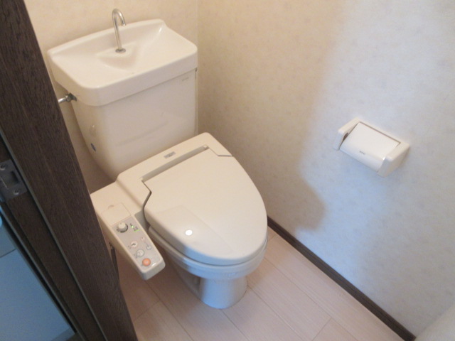 【クオリティ8004のトイレ】