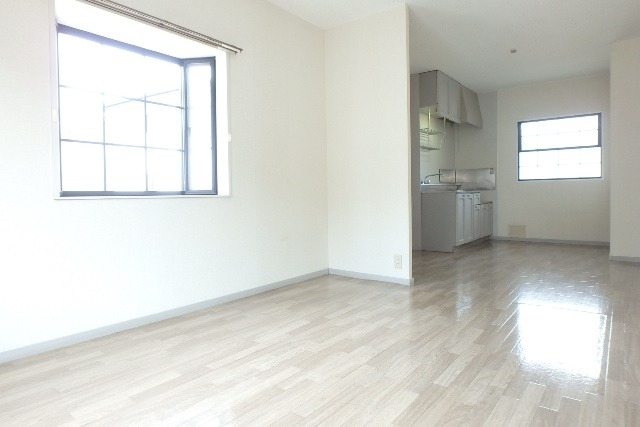 居室・リビング　図面と現状に相違がある場合には現状を優先