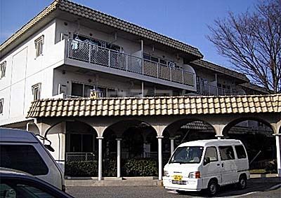 パティオ東菅野コミュニティ３番館の建物外観
