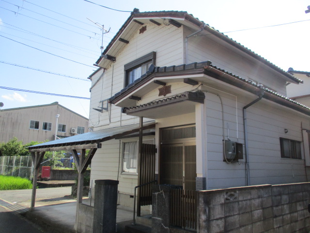 八鹿町八鹿貸家の建物外観