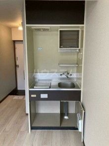 【横浜市青葉区しらとり台のマンションのキッチン】