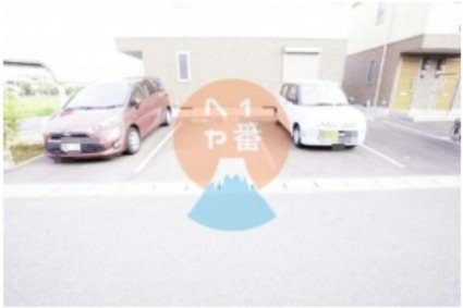 【足柄上郡開成町みなみのアパートの駐車場】