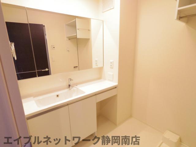 洗面設備　洗面所です