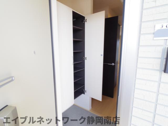 玄関　きれいな玄関です