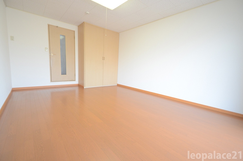 居室・リビング　家電・家具無のお部屋です。