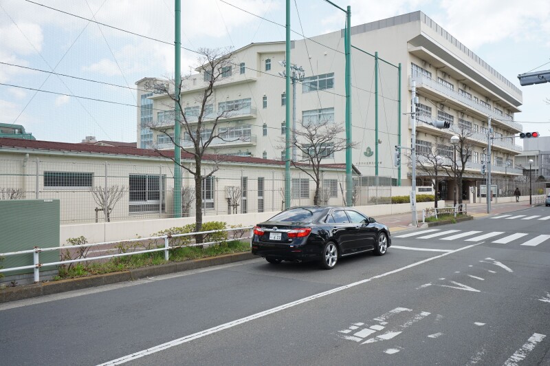小学校　八王子市立第三小学校（小学校）まで100m