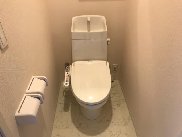 トイレ　シャワー付トイレ