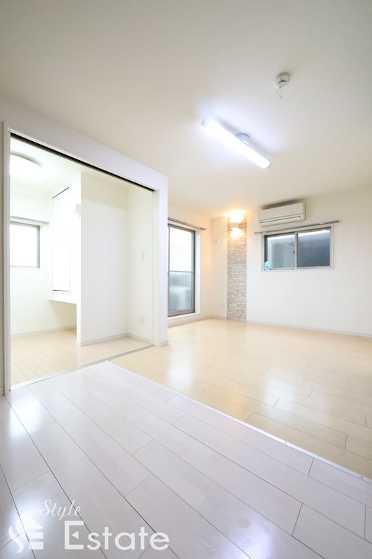 居室・リビング　リビング