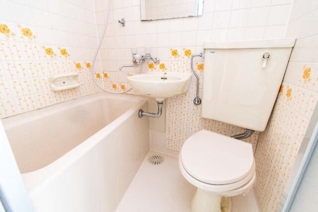 バス・シャワールーム