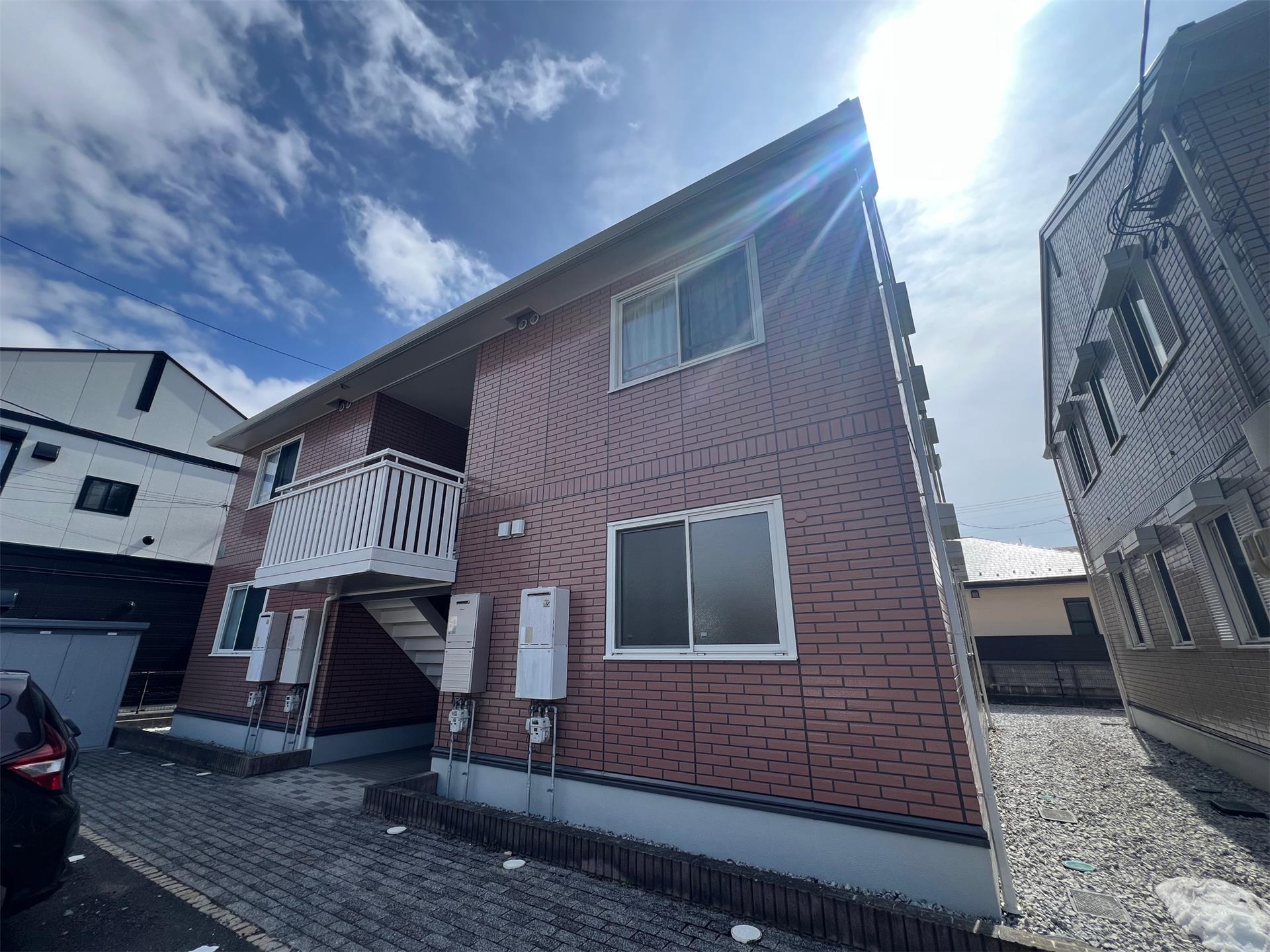 建物外観　おしゃれな対面式キッチン