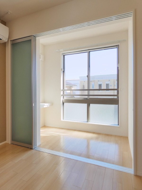 バルコニー　図面と現状に相違がある場合には現状を優先