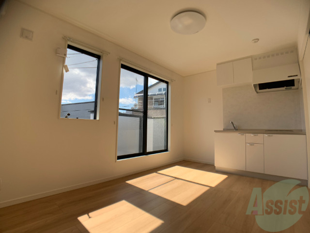 居室・リビング　キレイな１ＤＫが広がっていて、充実した生活が送れそう。