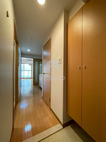 玄関　同マンション別部屋参考写真