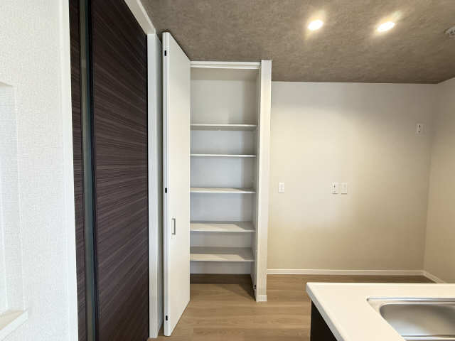 収納　キッチン