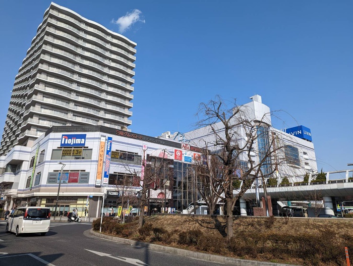 ショッピングセンター　複合商業ビル｛ASUTA」（ショッピングセンター）まで1000m