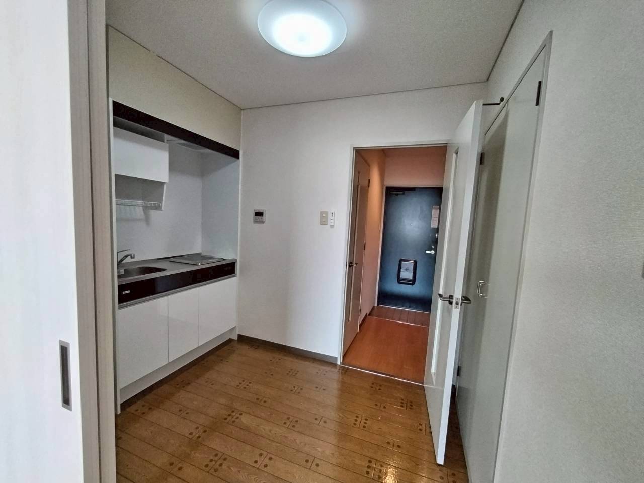 ホワイトメゾン富田のキッチン写真
