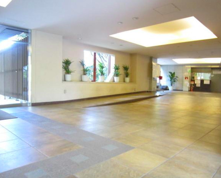 ロビー　ゆとりのあるロビーです