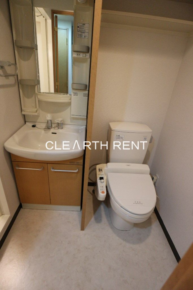 洗面設備　うれしい独立洗面台付/ゆとりあるサニタリールーム