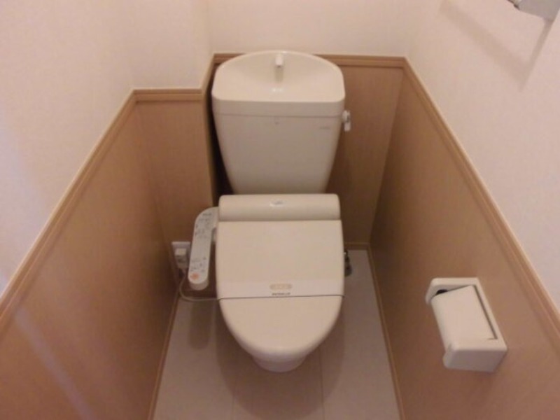 トイレ　図面と現状に相違がある場合には現状を優先