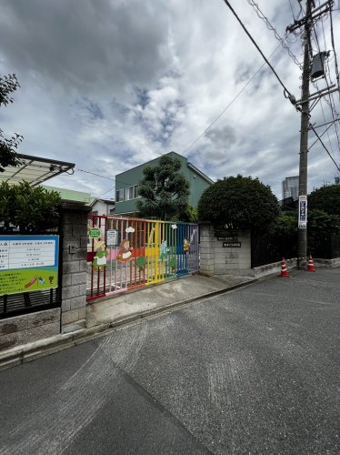 幼稚園・保育園　わかくさ幼稚園（幼稚園・保育園）まで583m