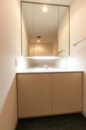 洗面設備　南青山ガーデンコート（別部屋参考画像）
